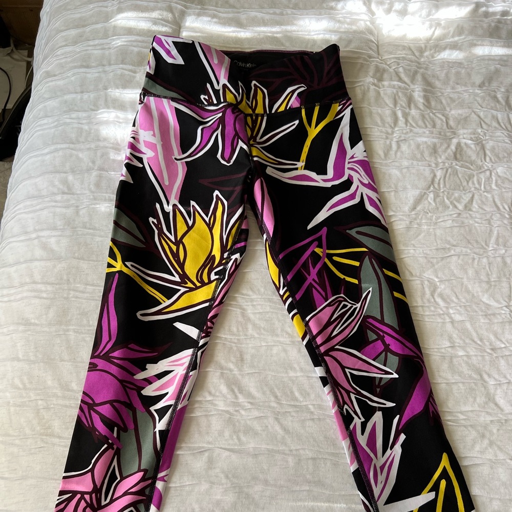 Calvin Klein Performance Pink/purple Bird of Paradise Print Leggings